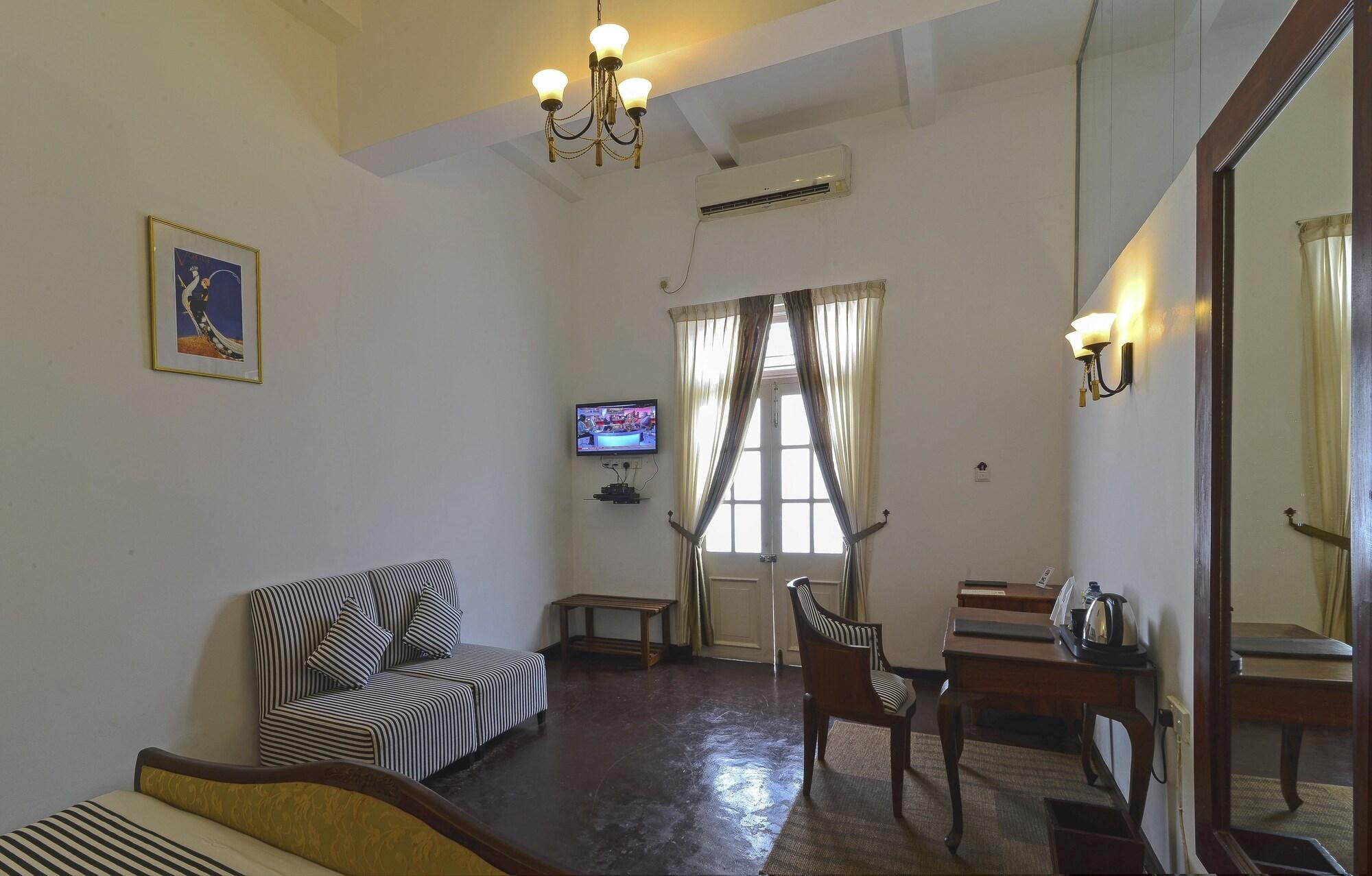 Hotel Deco en 44 Galle Exterior foto