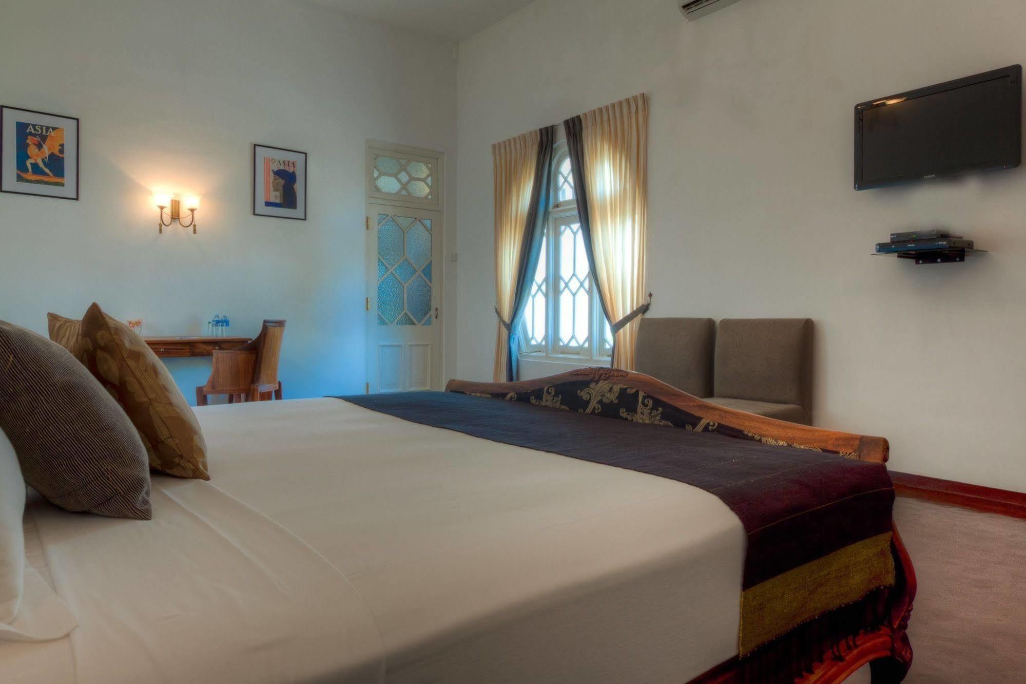 Hotel Deco en 44 Galle Exterior foto