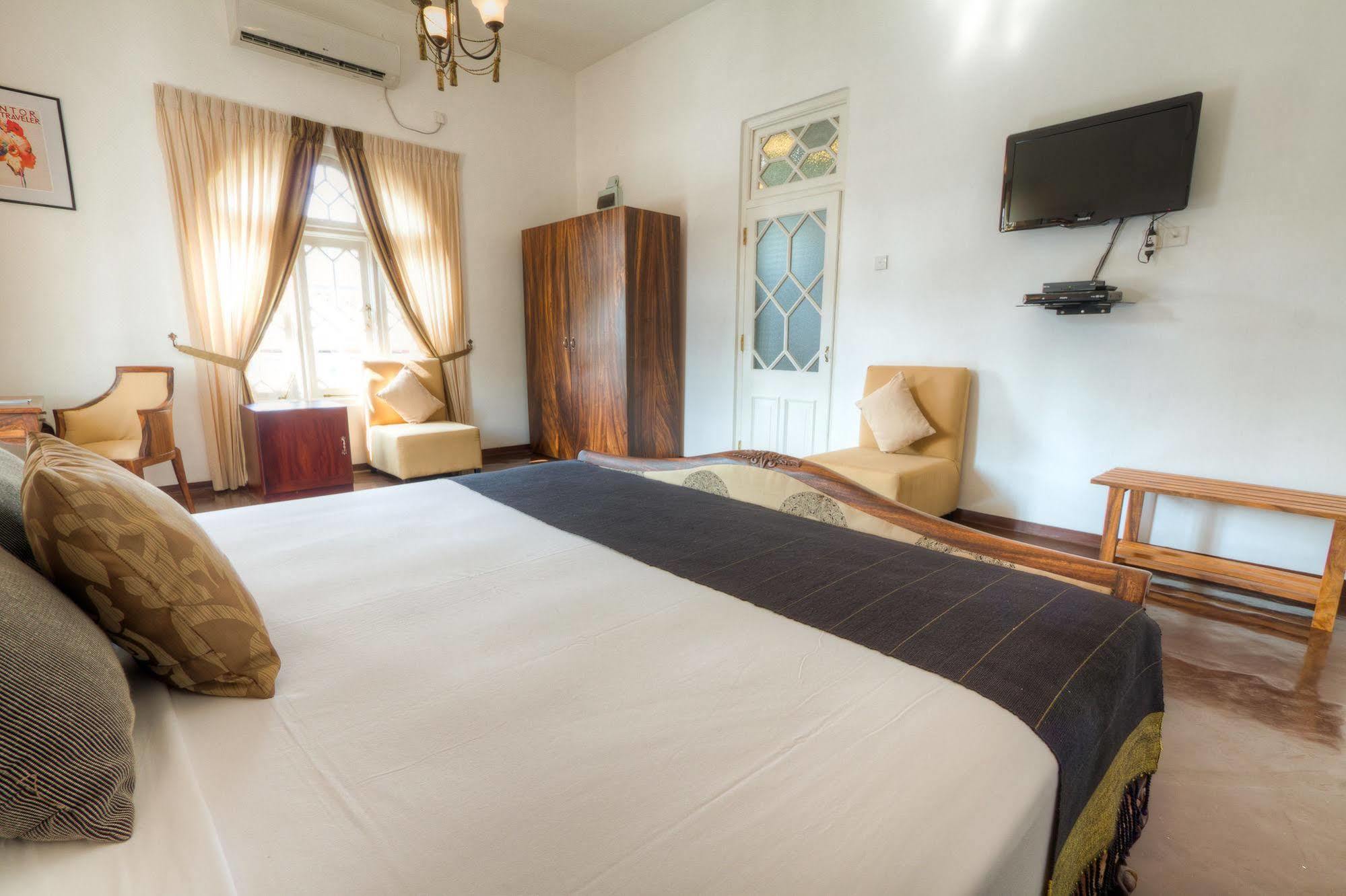 Hotel Deco en 44 Galle Exterior foto